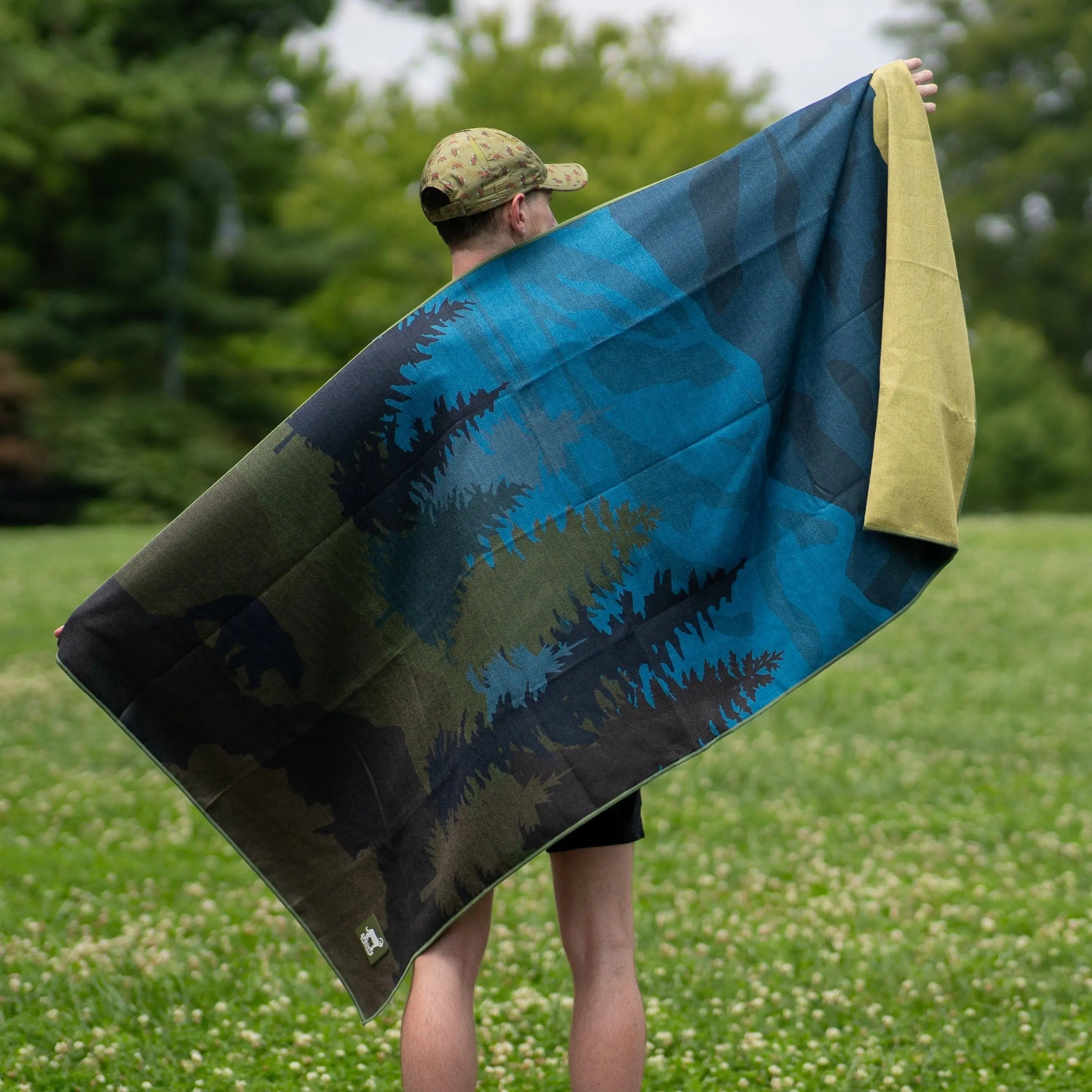 Grizzly Guide Car Seat Cover Towel - Silicone-Lined Hood Universal Fit Car Seat Cover Towel for Sweat Protection